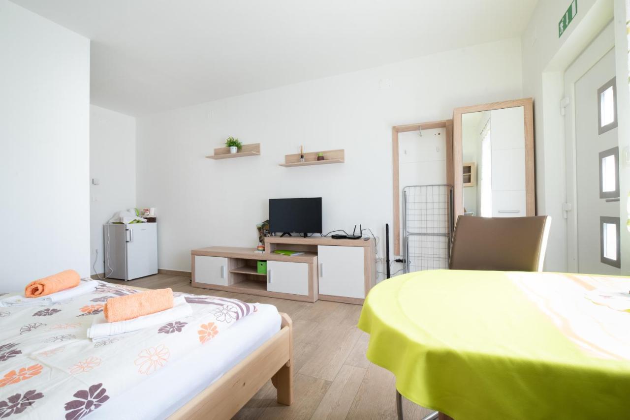 House Dormica Apartment Trenta Bagian luar foto